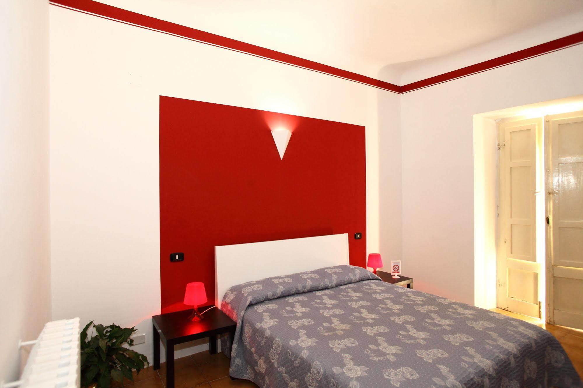 Angelino Home سولمونا المظهر الخارجي الصورة